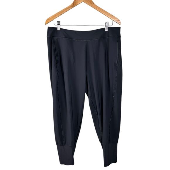 Sweaty Betty Yoga Jogger Crop Black Athletic Activewear Workout Pants size XL - Picture 2 of 8